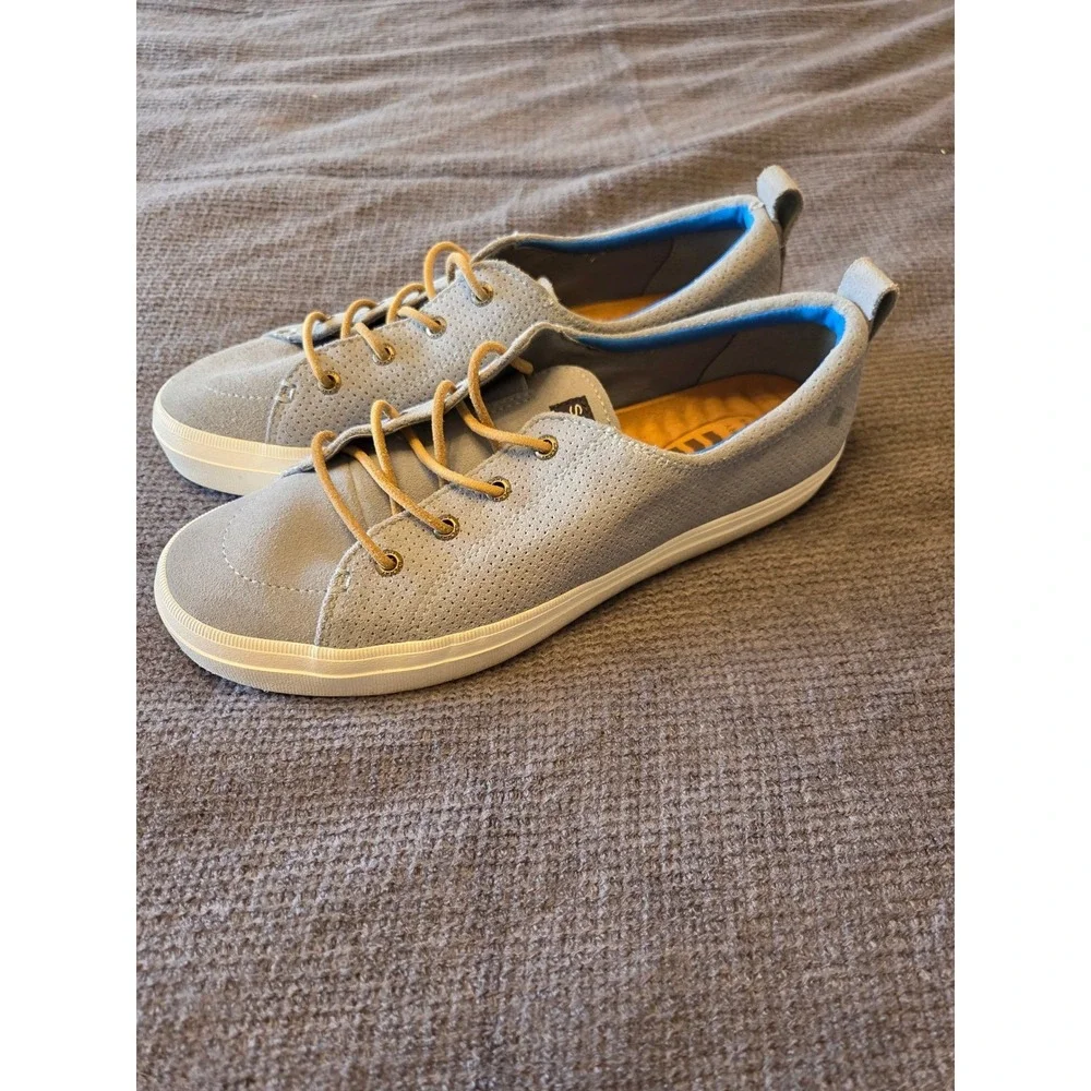 Sperry Crest Vibe Plushwave Sneaker W Blue Perforated Suede Boat Shoe Low Top‎